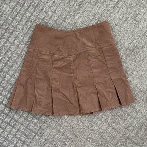 H&M mocha brown pleated mini skirt, size 2